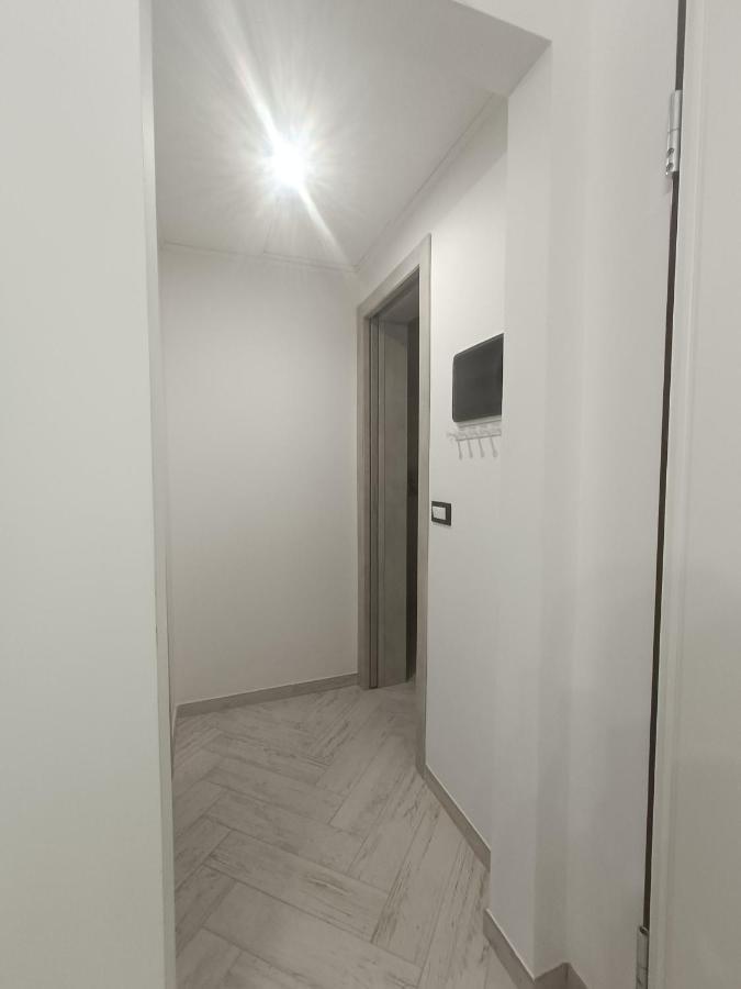 Casa Vacanze Via Nizza 57 Zinola-Wifi Savona Bagian luar foto