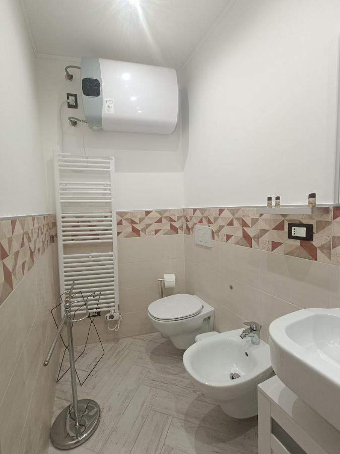 Casa Vacanze Via Nizza 57 Zinola-Wifi Savona Bagian luar foto