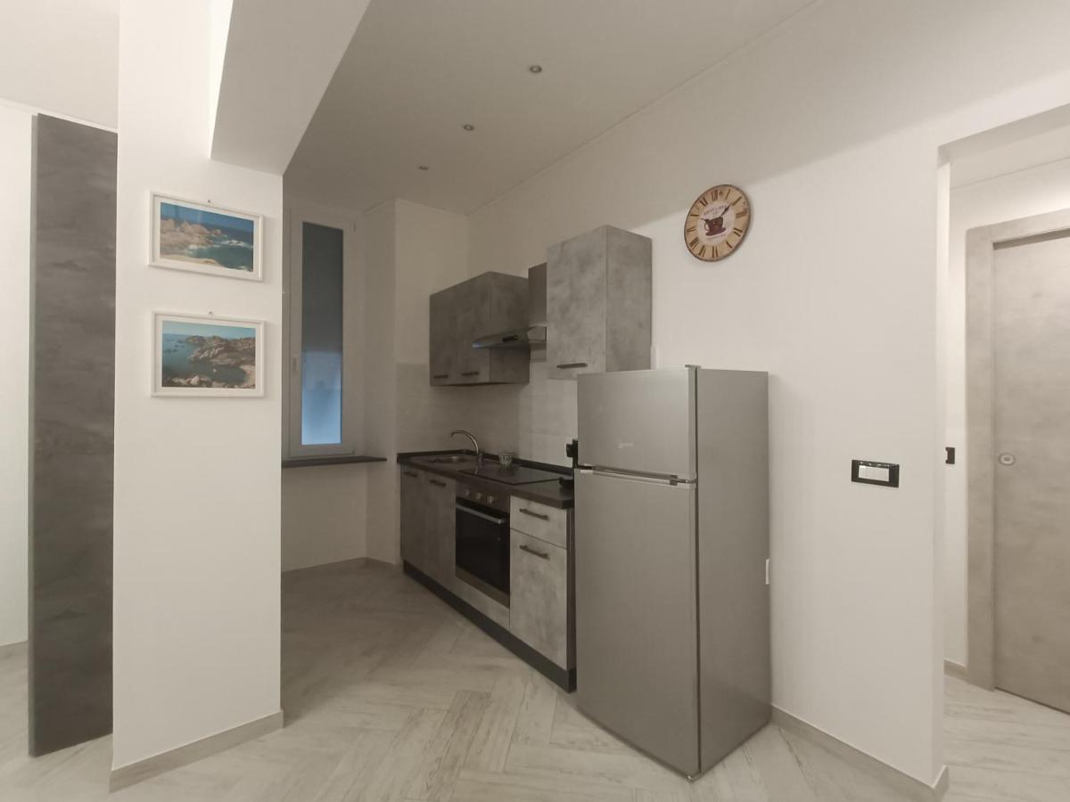 Casa Vacanze Via Nizza 57 Zinola-Wifi Savona Bagian luar foto