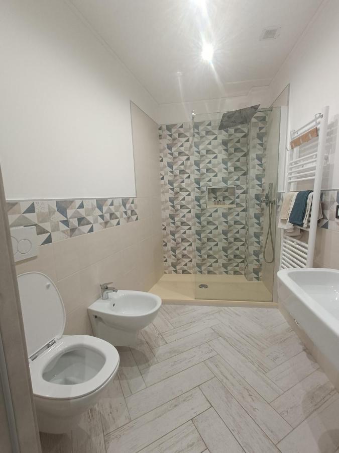 Casa Vacanze Via Nizza 57 Zinola-Wifi Savona Bagian luar foto